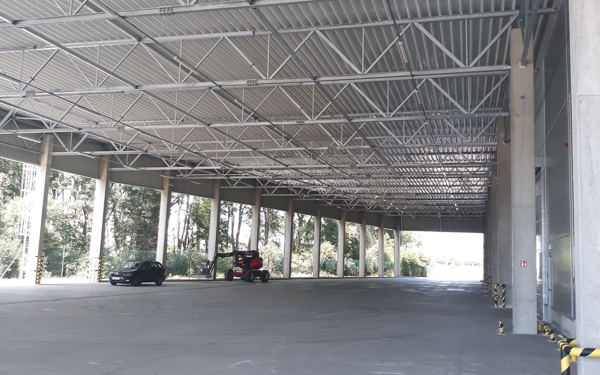 Kosmonosy Steel Shelter